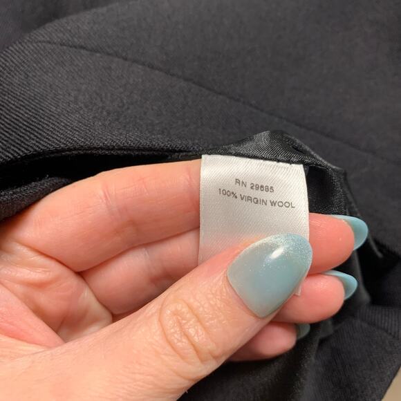 Pendleton Black Virgin Wool Blazer Size 10 Classic Minimalist Dark Academia - Picture 4 of 5